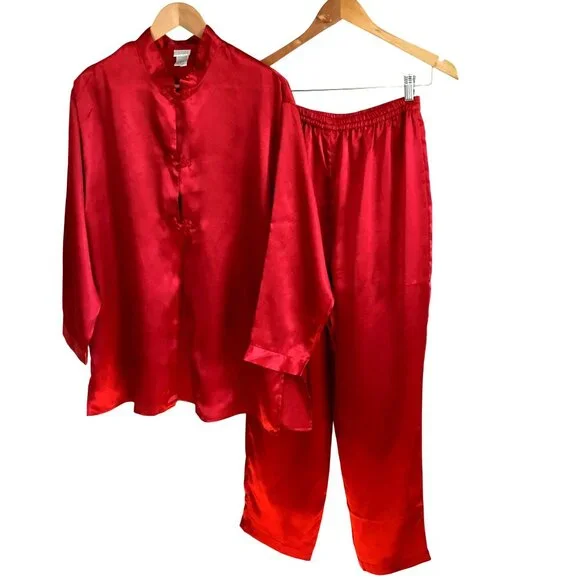 VTG Lingerie Cacique Red Satin Women 2 Pajama Set Mandarin Collar Frog Closure M - Picture 1 of 13
